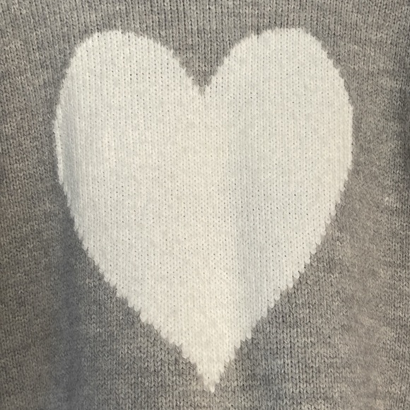 Charter Club‎ Grey Knit Cardigan with Heart Medium - Picture 5 of 12